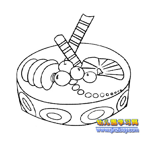 水果蛋糕简笔画3