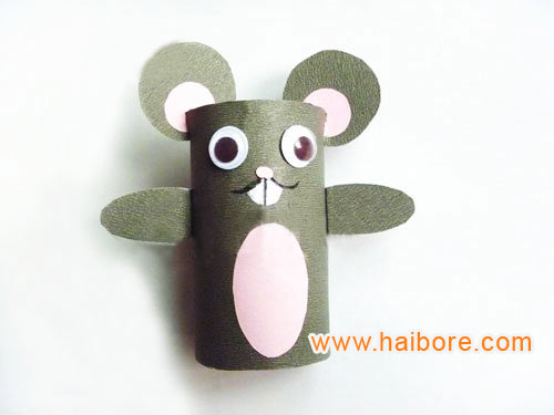 幼儿园环保手工制作:灰色小老鼠